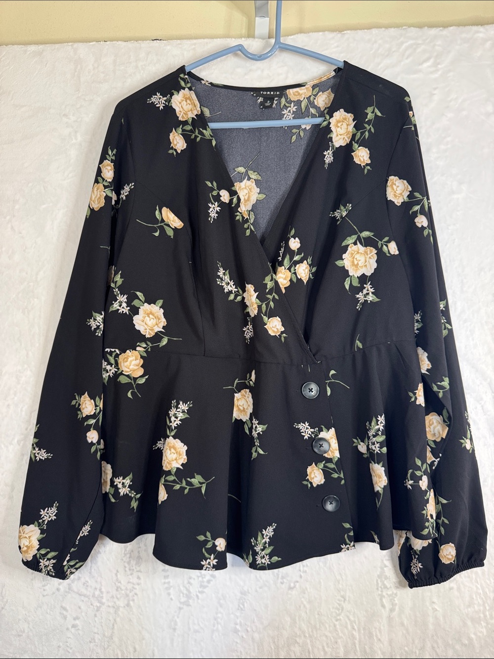 Torrid 2X Black Wrap Blouse with Cream Floral Print